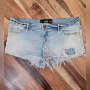 Hollister jeans shorts size 11